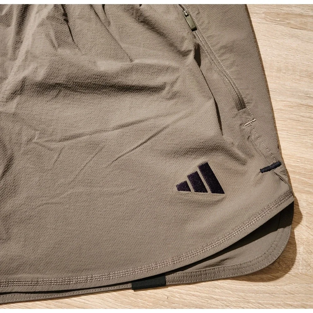 Adidas Men's Medium D4T 5